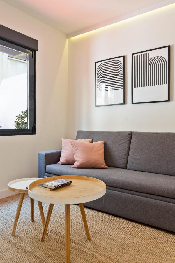 Urban Chill Apartments By Olala Homes لوسبيتاليت دي يوبريغات المظهر الخارجي الصورة