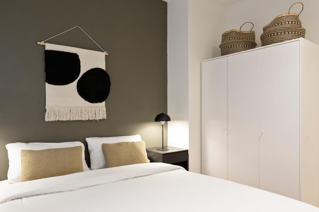 Urban Chill Apartments By Olala Homes لوسبيتاليت دي يوبريغات المظهر الخارجي الصورة