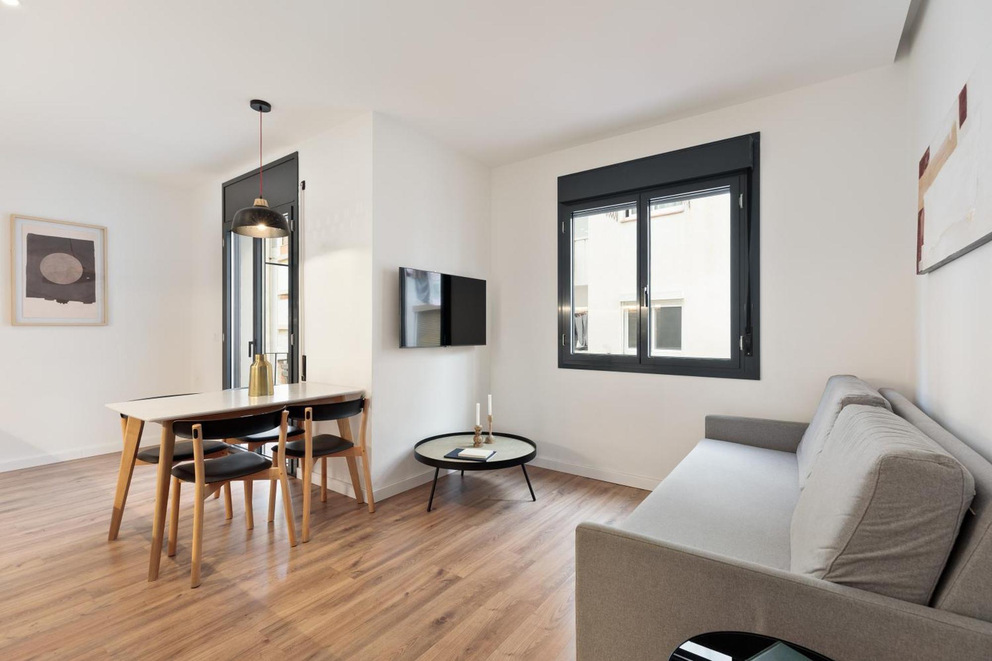 Urban Chill Apartments By Olala Homes لوسبيتاليت دي يوبريغات المظهر الخارجي الصورة